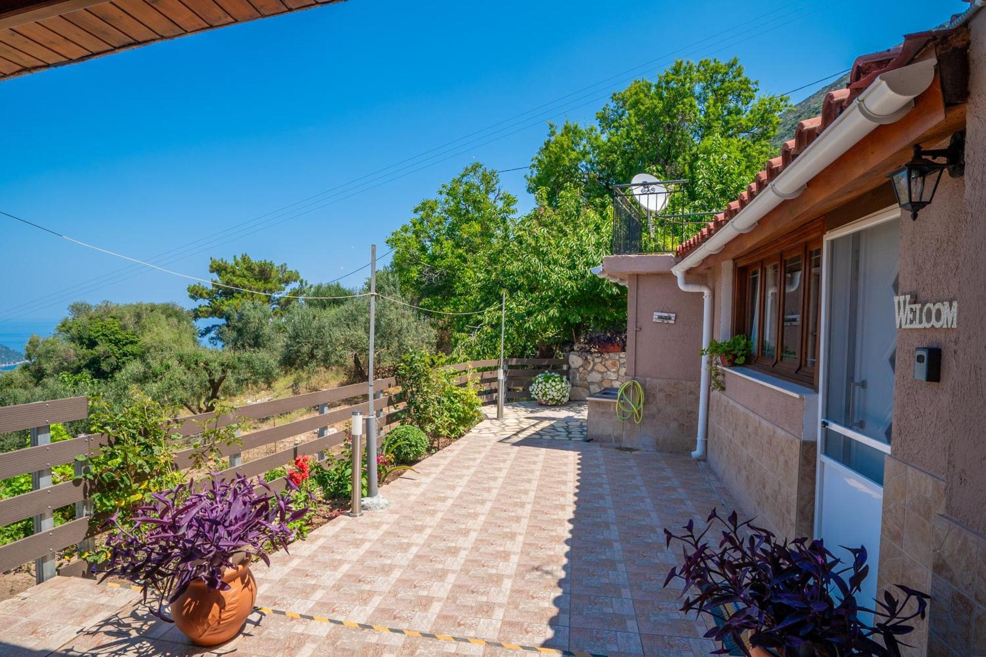 Villa Key To Sunset Angon Exterior foto
